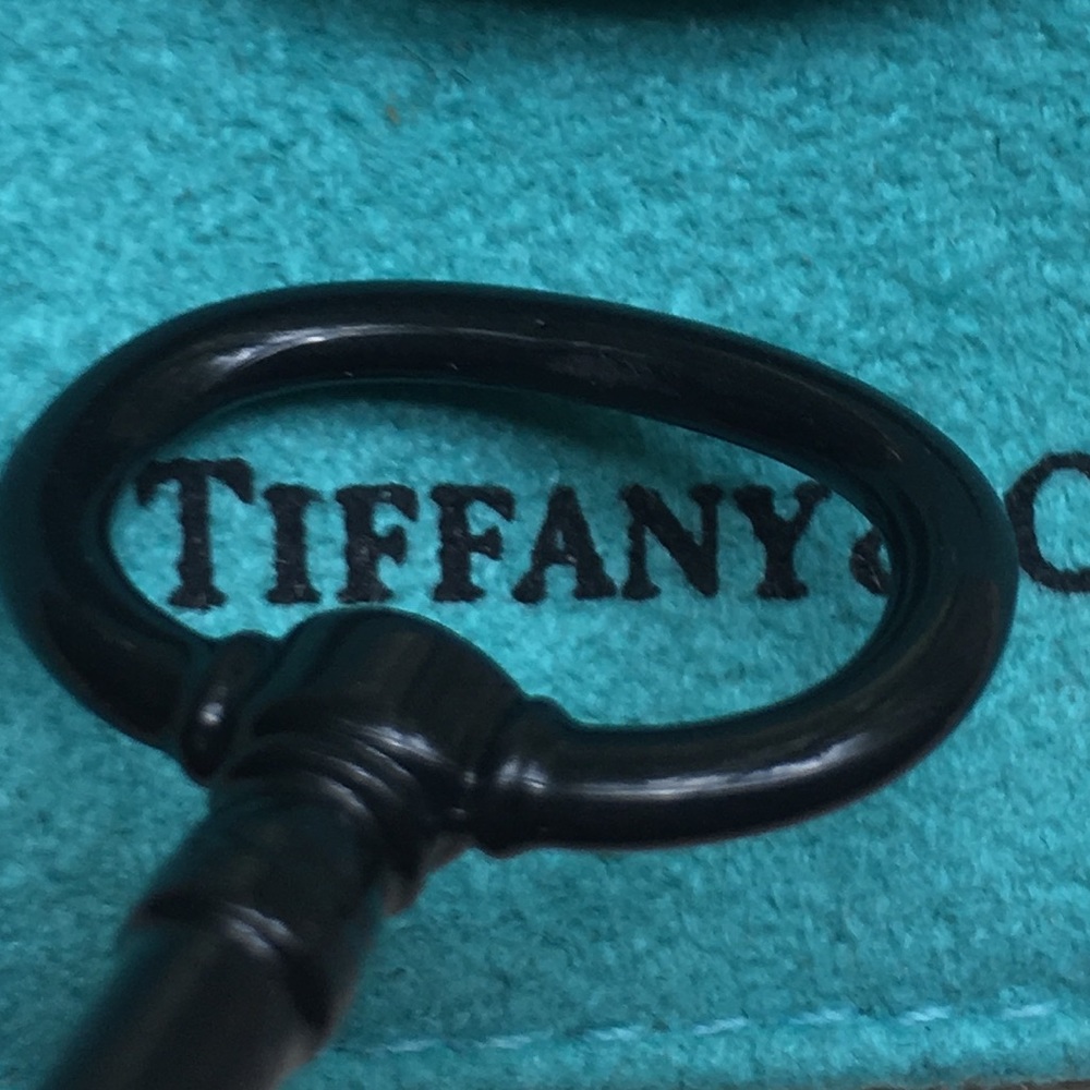 Tiffany & Co RARE Bone China Large Key - Picture 4 of 7